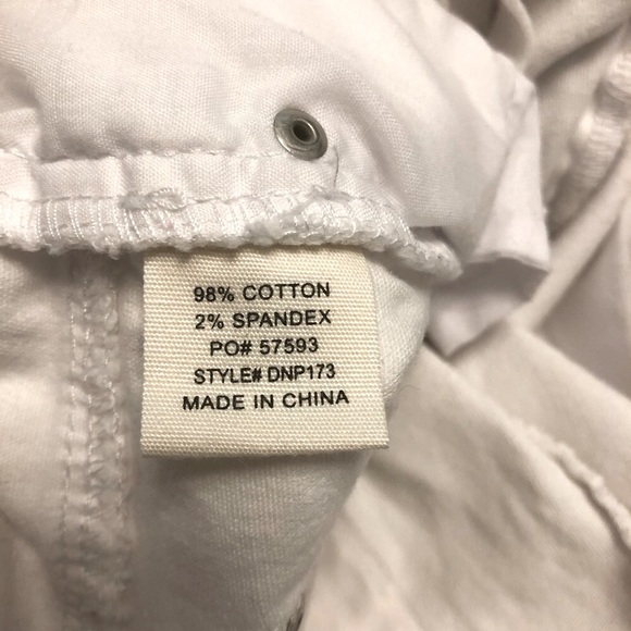 White Skinny Jeans By Timing Size Small - Picture 8 of 8